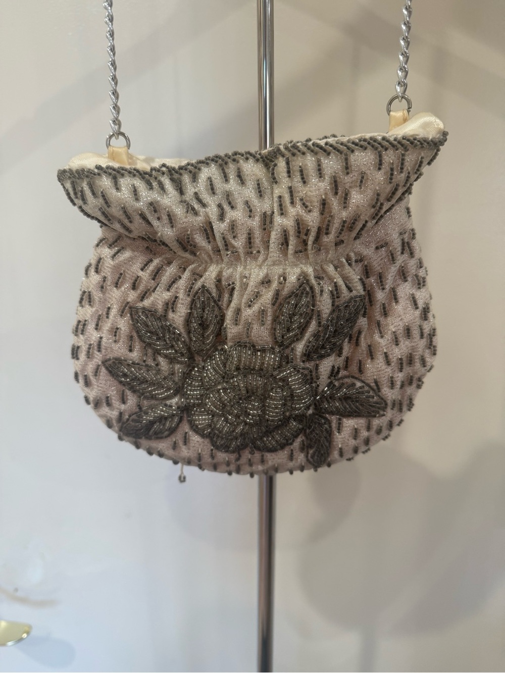 Vintage Beaded Floral La Regale Drawstring Mini Bag - Cream with Silver Accents